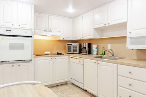Komffy Apt w/2 Queen Beds & canal view at Tides 27 Komffy