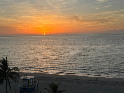 Beautiful Oceanfront Penthouse in Hollywood 18 Komffy