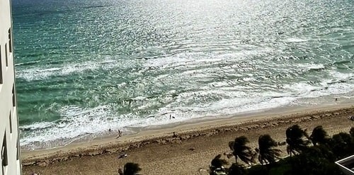 Apt w/2 Queen Beds & Ocean View at Tides 28 Komffy