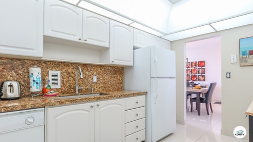 Komffy Apt w/2 Queen Beds & Ocean View at Tides 4 Komffy