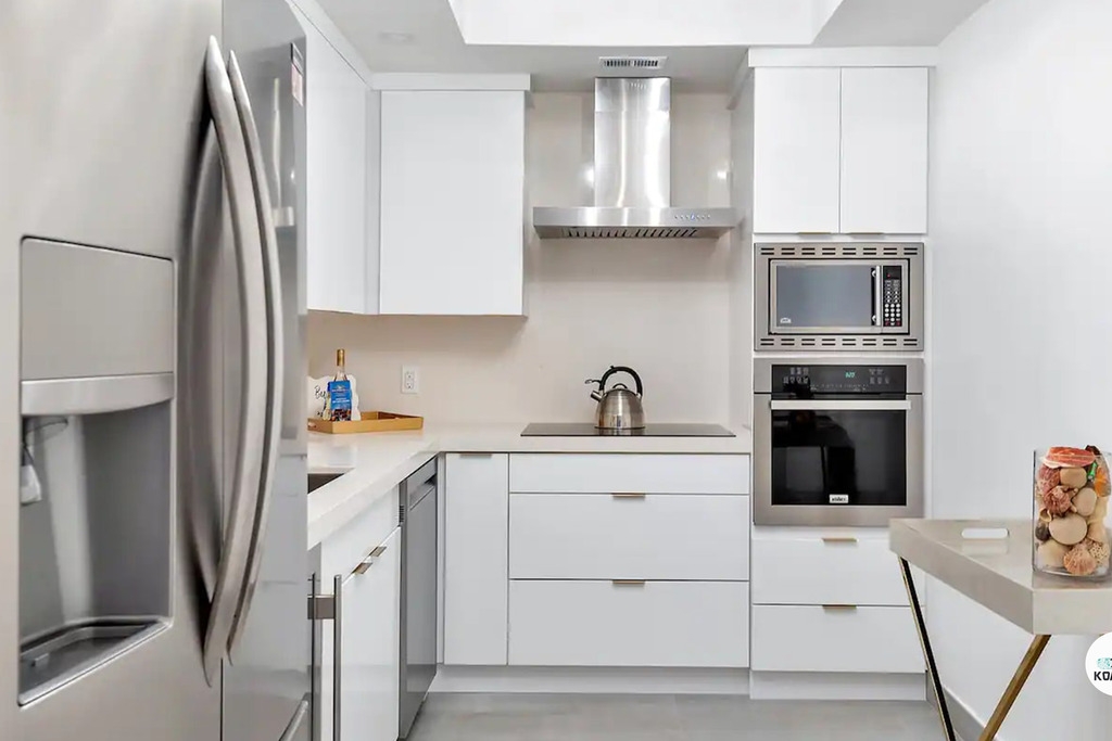 Beach home 1Bed/1.5Bath w/King bed at Sian 11 Komffy