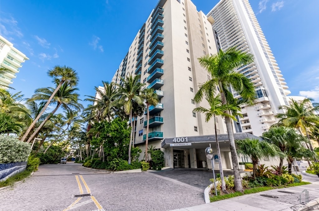 Beach home 1Bed/1.5Bath w/King bed at Sian 30 Komffy