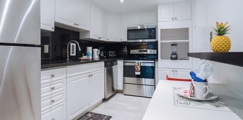 Apt w/2 Queen Beds & Ocean View at Tides 11 Komffy