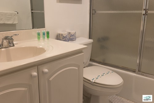 Komffy Apt w/2 Queen Beds & Canal View at Tides 30 Komffy