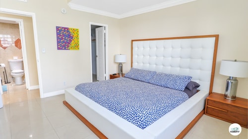 Komffy Penthouse w/ King Bed & Ocean View at Tides 6 Komffy