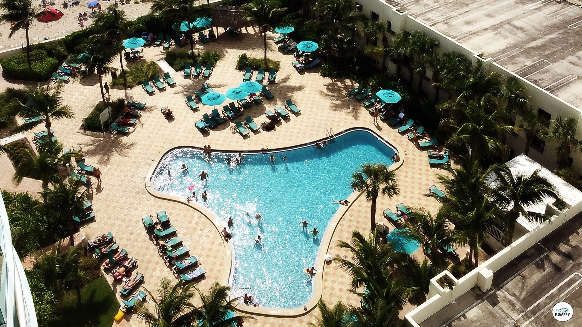 Komffy Apt w/2 Queen Beds & Canal View at Tides Komffy