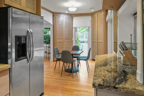 Breathtaking 2BR 2BA House FLL 10 Komffy