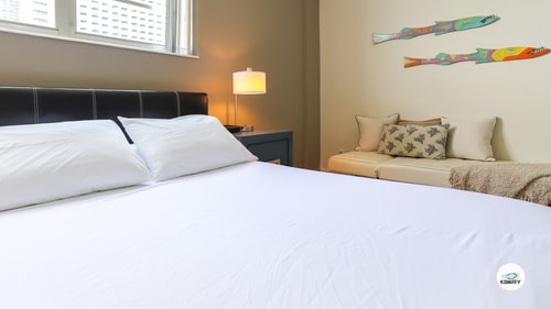 Komffy Penthouse w/Queen Bed & Ocean View at Tides 21 Komffy
