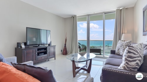 Komffy Apt w/2 Queen Beds & Ocean View at Tides 12 Komffy