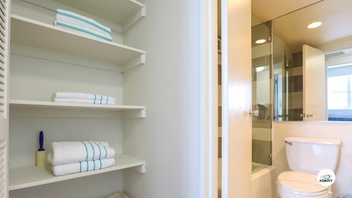 Komffy Penthouse w/Queen Bed & Ocean View at Tides 49 Komffy