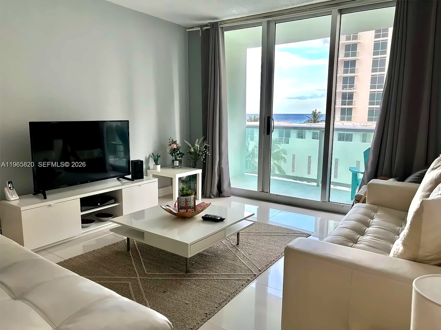 Home w/2 Queen beds at Tides 0 Komffy