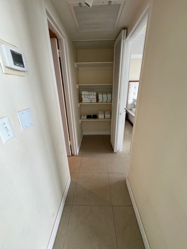 Penthouse w/ King Bed & Ocean View at Tides 15 Komffy