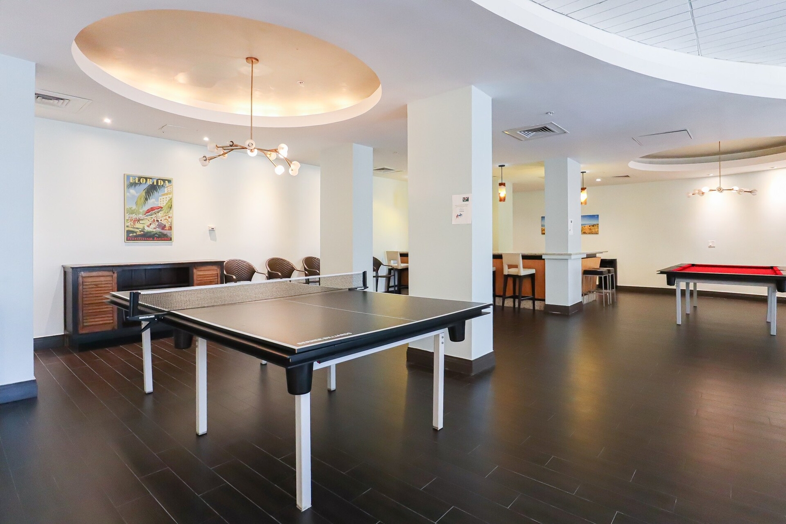 2Bed/2Bath, 4QueenBeds & OceanView at Tides 55 Komffy