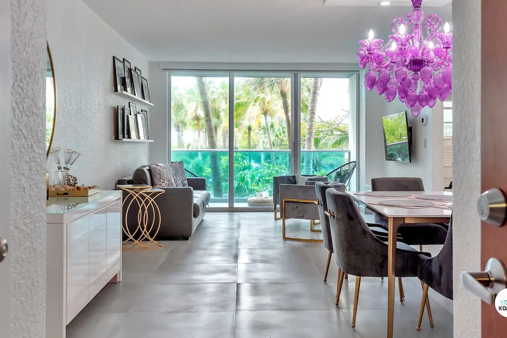 Beach home 1Bed/1.5Bath w/King bed at Sian 10 Komffy