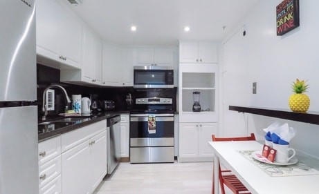 Apt w/2 Queen Beds & Ocean View at Tides 13 Komffy