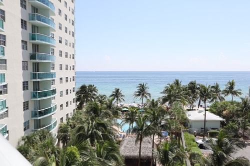 Komffy 2Bed/2Bath, 4QueenBeds & OceanView at Tides 5 Komffy Canada