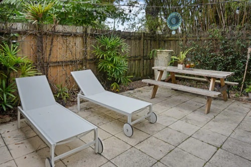 Breathtaking 2BR 2BA House FLL 18 Komffy
