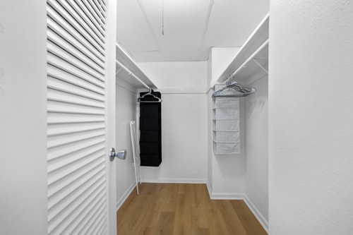 Condo w/2 Queen beds & Ocean View | Tides 25 Komffy