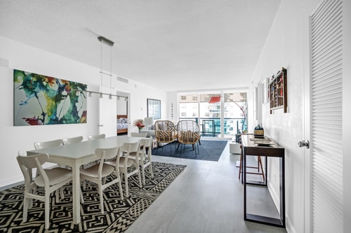 Beach apartment w/1 Bedroom, 2 Queen Beds at the Tides 5 Komffy