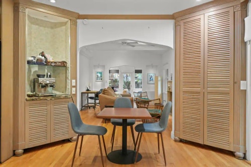 Breathtaking 2BR 2BA House FLL 11 Komffy