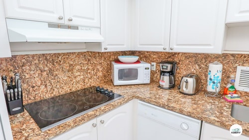 Komffy Apt w/2 Queen Beds & Ocean View at Tides 19 Komffy