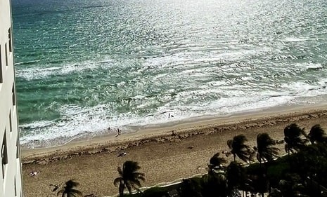 Apt w/2 Queen Beds & Ocean View at Tides 36 Komffy