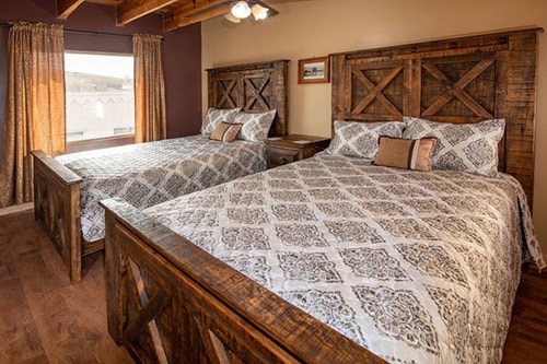 Loft with a view @ Alpine City Place | Hotel & Bar