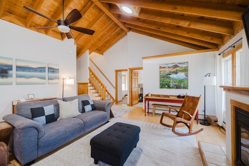 Updated and Spacious 3BR +loft