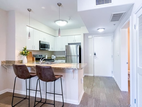 Studio Suite By The Grove