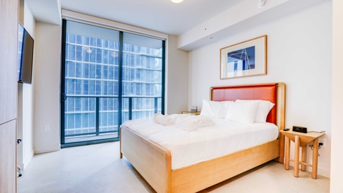 The Night Light Charming Studio | City View