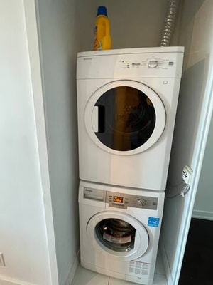 Studio Condo, Balcony, CN Tower View, Down Town TO