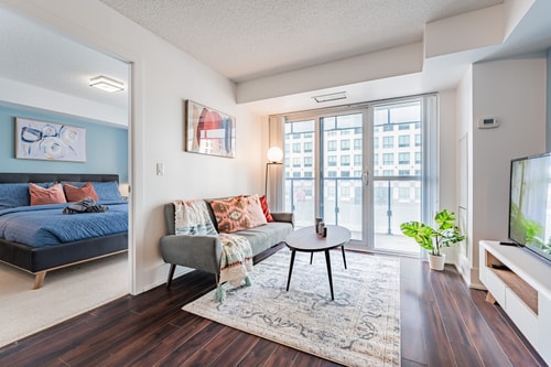 Elegant 1BR Condo with Balcony