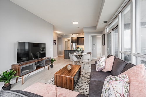 Comfort 2 BR + Den Condo with Free Parking