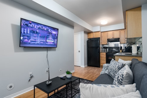 4975 Southampton Drive