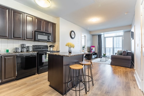 Luxurious 2BR-2Bath Condo in Mississauga SquareOne