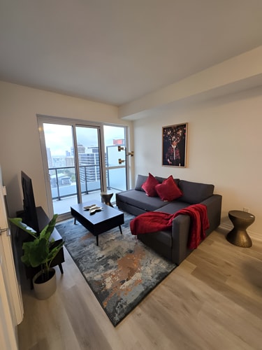 Calm & Cozy 1 BR with Free Parking