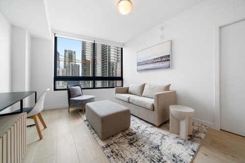 The Aria 1 BR Suite | City View