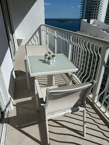 Simply Sweet 1 Bedroom Condo - Free Parking