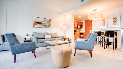 Mesmerizing   1 Bedroom Condo with Ocean View | 5-Star Amenities