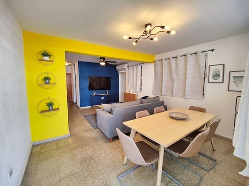 6BR House w Garage next to Ocean Park - One Price