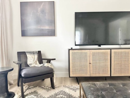 Lyon House . Modern Oasis in the heart of ATX