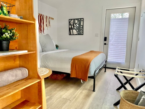 ATX Tiny House. Quick Trip to Zilker & ACL.