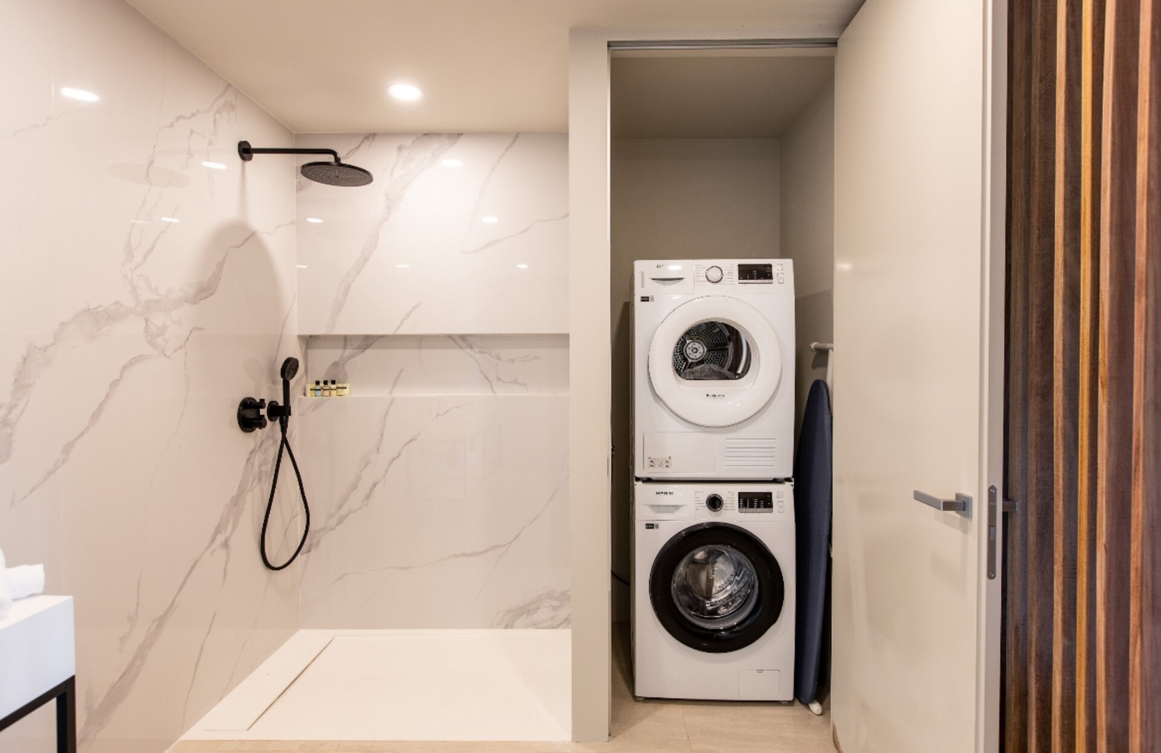 Studio with direct access to the pool | Villa 6 22 Aura Anse-Marcel