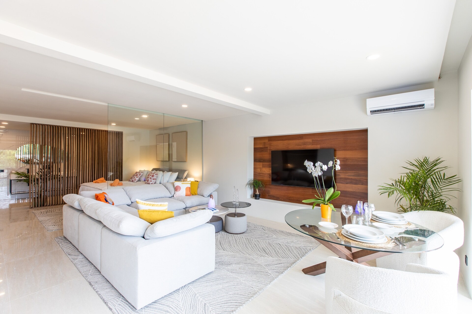 Studio with direct access to the pool | Villa 6 18 Aura Anse-Marcel