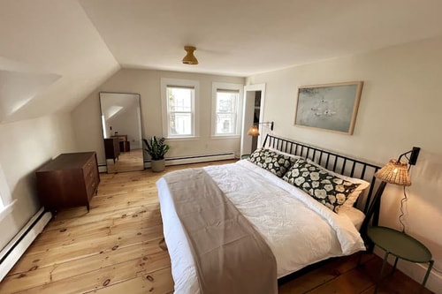 Westend Gem 2BR | Live like a Local in Portsmouth