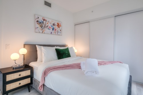 Delightful 1BD Downtown Toronto