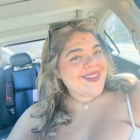Thaís