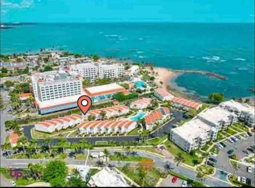 Luxury Ocean Villa Steps from the Beach