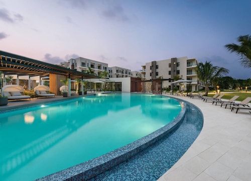 Panorama Lakes Escape Vista Cana