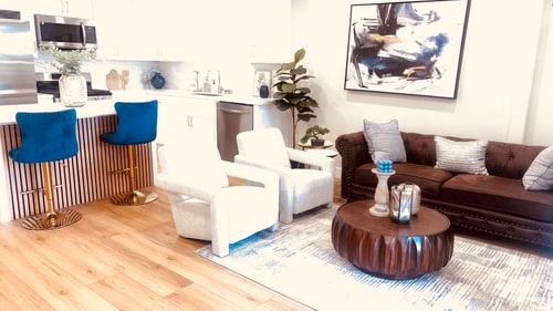 4162 Delta 6 Bed 3bath cozy Modern House